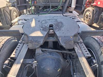 Holland CXU612 Fifth Wheel