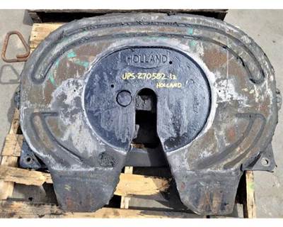 Holland CXU612 Fifth Wheel for a Mack CXU612