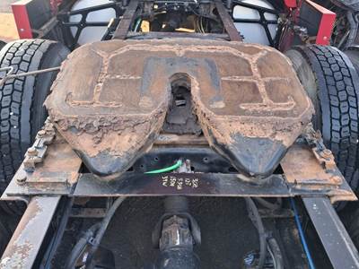 Holland Cascadia Fifth Wheel for a Freightliner CASCADIA