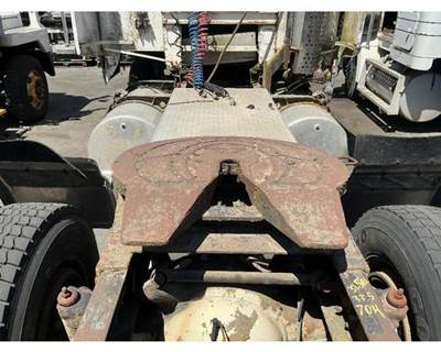 Holland FL Cabover Fifth Wheel for a Freightliner FL Cabover