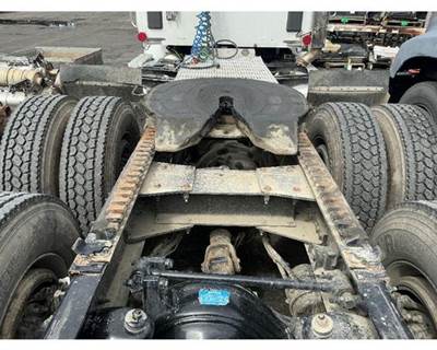 Peterbilt Fifth Wheel for a Peterbilt 579