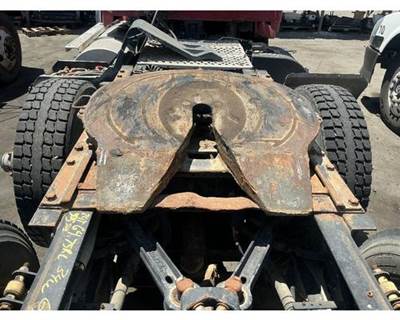 Kenworth Fifth Wheel for a Kenworth T800