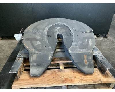 Holland T680 Fifth Wheel