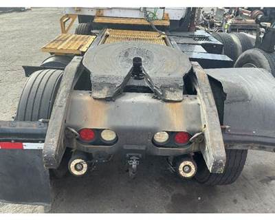 Holland TJ5000 Fifth Wheel for a Capacity Of Texas TJ5000