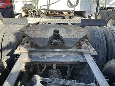 Holland Fifth Wheel for a Holland VNL780