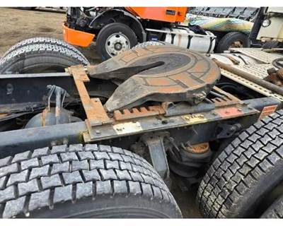 Volvo Fifth Wheel for a Volvo VNM