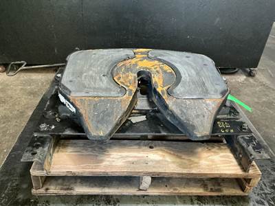 International 4400 Fifth Wheel