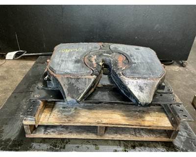 International 4400 Fifth Wheel