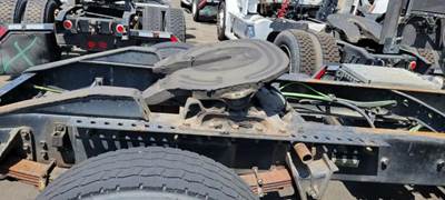 International 9200i Fifth Wheel