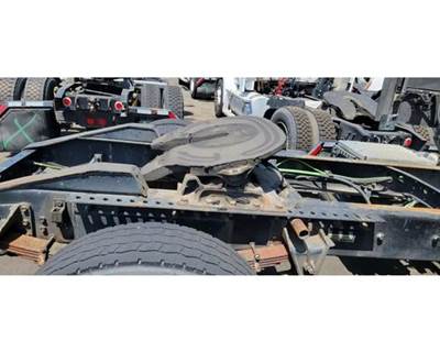 International 9200i Fifth Wheel