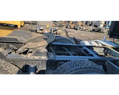Jost CXU613 Fifth Wheel for a Mack CXU613