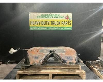 Jost JSK36NSL Fifth Wheel for a Freightliner Cascadia 125