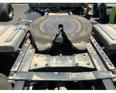 Jost T680 Fifth Wheel for a Kenworth T680