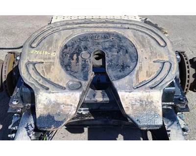 Mack CXU633T Fifth Wheel