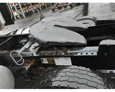 Mack Pinnacle CXU612 Fifth Wheel for a Mack CXU612