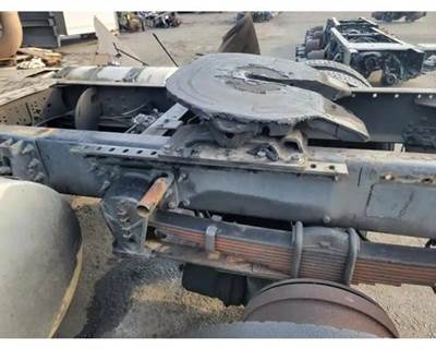 Mack Pinnacle CXU612 Fifth Wheel for a Mack CXU612
