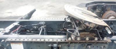 Mack Pinnacle CXU613 Fifth Wheel for a Mack CXU613