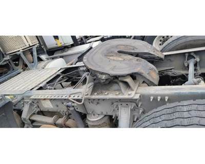 Mack Pinnacle CXU613 Fifth Wheel for a Mack CXU613