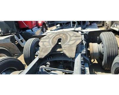 Mack Pinnacle CXU613 Fifth Wheel for a Mack CXU613
