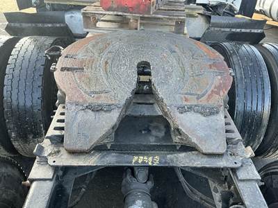 Peterbilt 579 Fifth Wheel