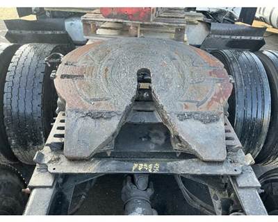 Peterbilt 579 Fifth Wheel