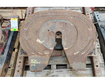 Holland Stationary Fifth Wheel, 34" Frame Width, 49 3/8" Rail Length, 8" Deck