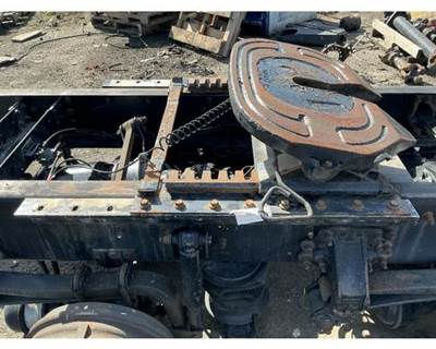 Volvo VNL Fifth Wheel