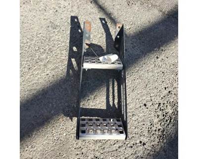 Volvo VNL Frame