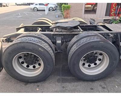 Freightliner FAS II Airliner Cutoff for a Freightliner CASCADIA