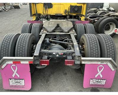International Corporate Air/IROS Tandem Axle Cutoff for a International LT625