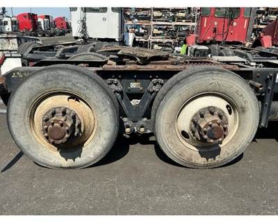 Kenworth AG-400L Tandem Axle Cutoff for a Kenworth T800