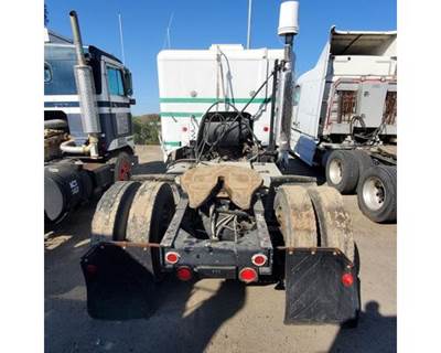 NEWAY Cutoff for a Freightliner FL Cabover