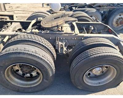 Peterbilt New Low Air Leaf Cutoff for a Peterbilt 579