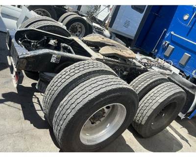 Peterbilt New Low Air Leaf Cutoff for a Peterbilt 579