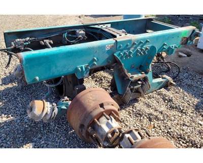 Haulmax suspension with DSS40P housings. Pilot hubs and ABS. Less Diff & Axle