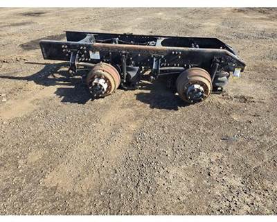Volvo Corporate Air Tandem Axle Cutoff for a Volvo VNL670