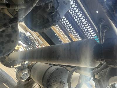 Peterbilt 384 Front Driveshaft