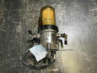Davco CXU612 Fuel / Water Separator for a Mack CXU612
