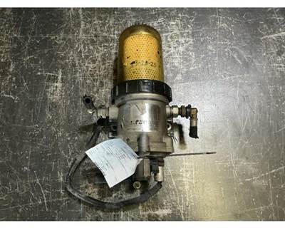 Davco CXU612 Fuel / Water Separator for a Mack CXU612