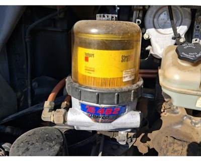 Davco Cascadia Fuel / Water Separator for a Freightliner Cascadia 125