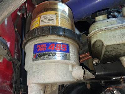 Davco FUEL PRO 385 Fuel / Water Separator for a Freightliner CASCADIA
