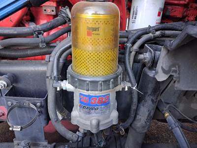 Davco Fuel Pro 382 Fuel / Water Separator for a International LT625