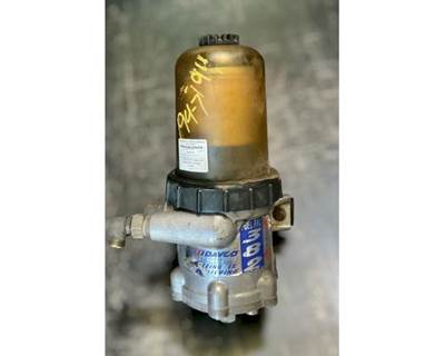 Davco Fuel Pro 382 Fuel / Water Separator for a Freightliner COLUMBIA 120