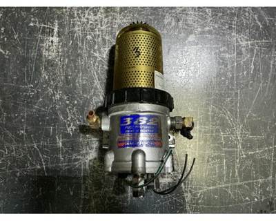 Davco Fuel Pro 382 Fuel / Water Separator for a Freightliner CASCADIA
