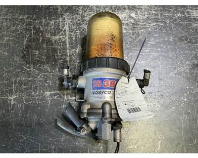 Davco Fuel Pro 382 Fuel / Water Separator for a Mack CXU612