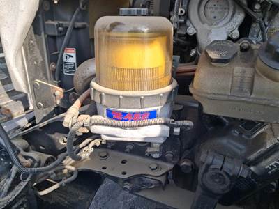 Davco Fuel Pro 482 Fuel / Water Separator for a Freightliner CASCADIA