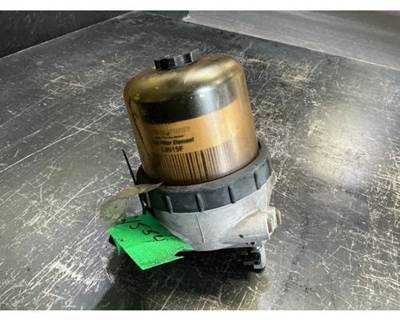 Davco Fuel Pro 482 Fuel / Water Separator for a Freightliner Cascadia 125