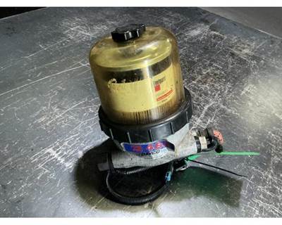 Davco Fuel Pro 482 Fuel / Water Separator for a Freightliner Cascadia 113