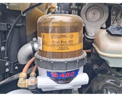 Davco Fuel Pro 482 Fuel / Water Separator for a Freightliner CASCADIA