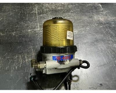 Davco Fuel Pro 482 Fuel / Water Separator for a Freightliner Cascadia 125